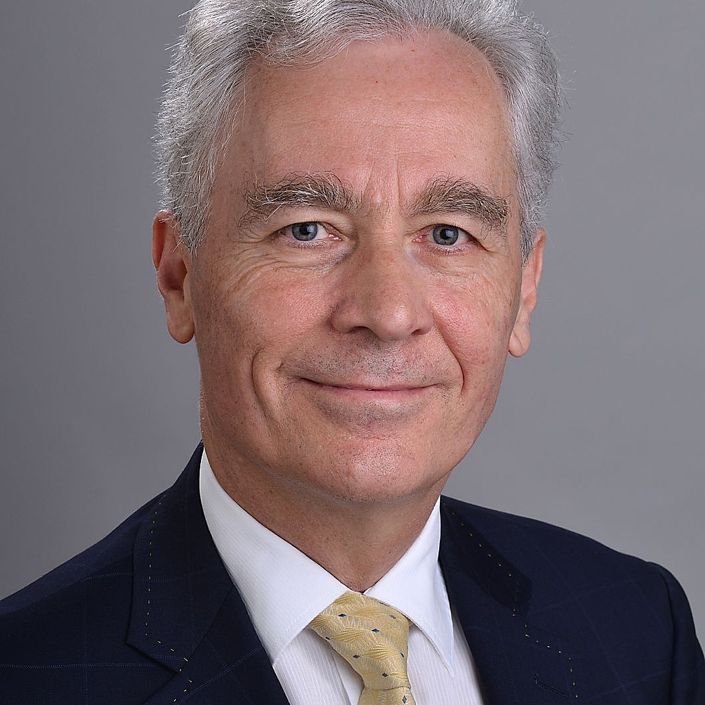 Bruno Staffelbach als Rektor der Universität Luzern wiedergewählt