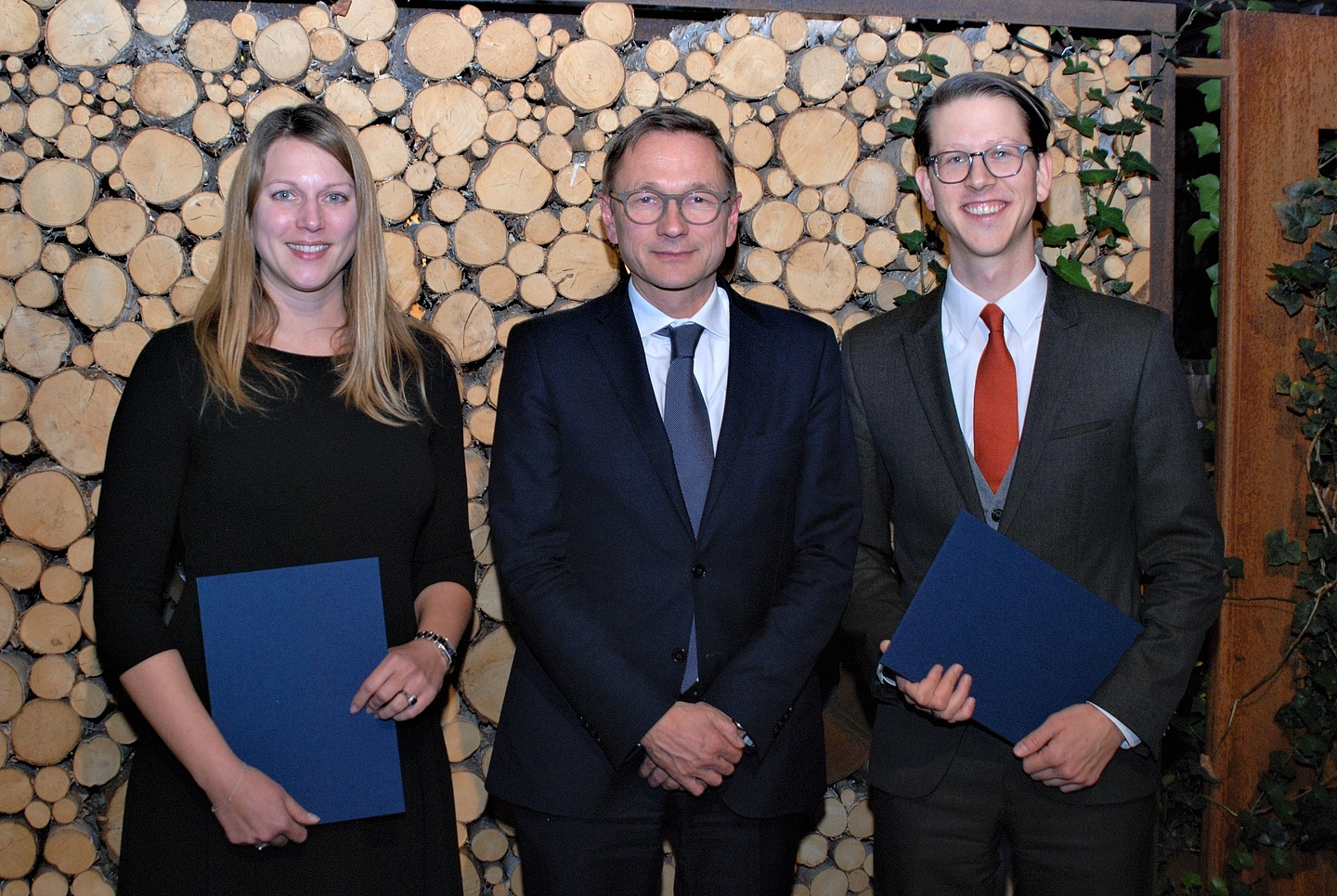 Zwei rechtswissenschaftliche Dissertationen ausgezeichnet - Universität ...